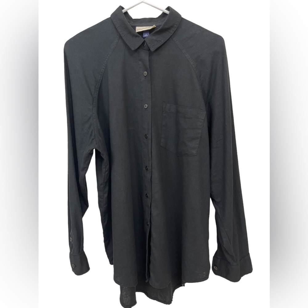 Universal Thread | Women's Black, Button Down, Linen Blend Shirt | Size M |